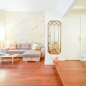 Apartment Happy - Bastille Garden Loft, Paris